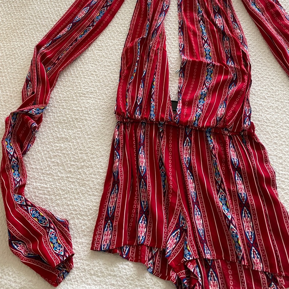 Printed romper. - Picture 2 of 4